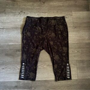 Women’s LIVI Active High Waist Capri Leggings Plus Size 28W